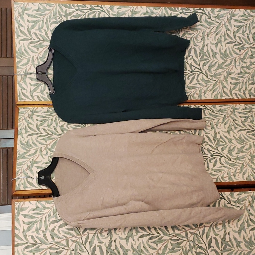 Set of acrylic wool sweaters